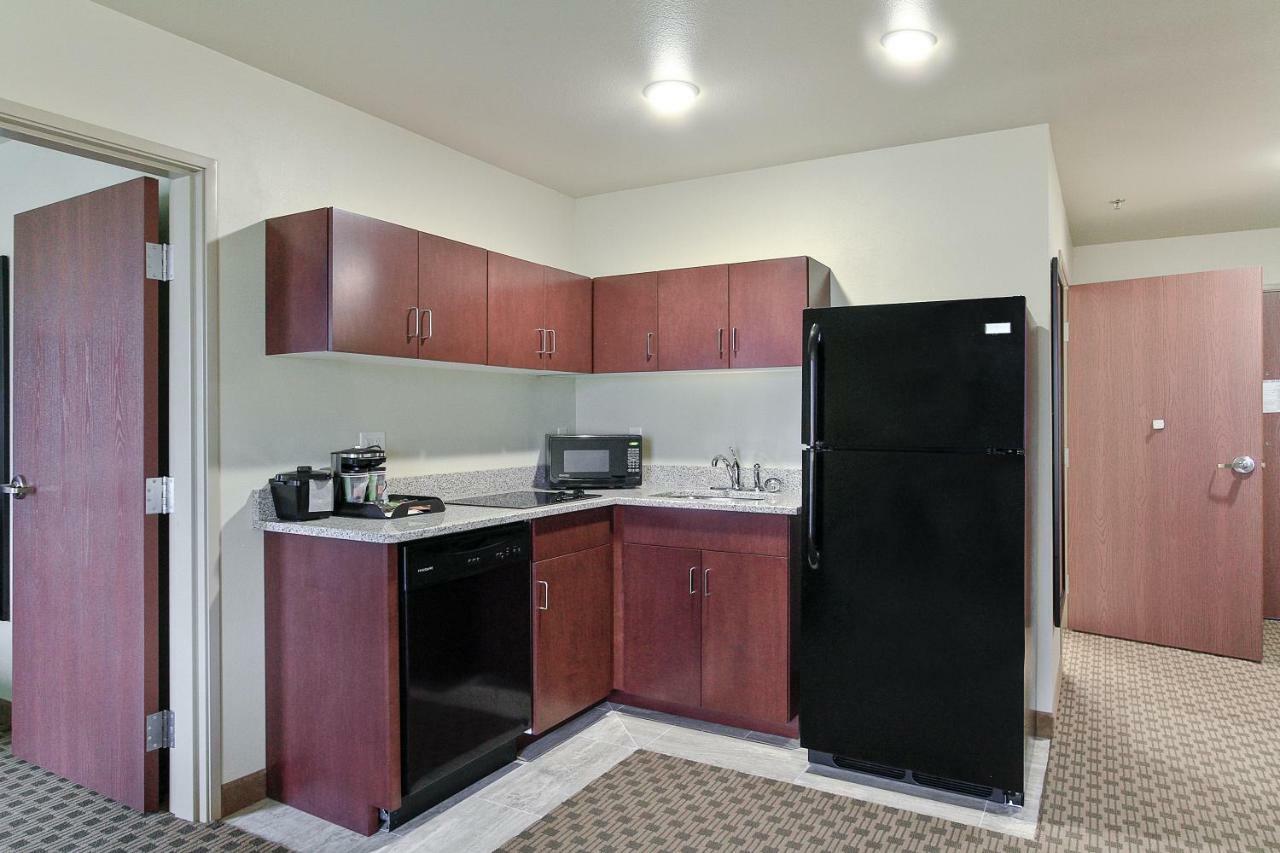 Hotel Cobblestone & Pulaski/green Bay